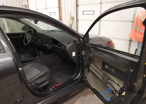 2025 Kia Niro Ex Touring z USA, uszkodzony, nr VIN KNDCR3LE7S5253690